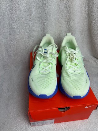 Nike Vomero 18 Talla 42.5