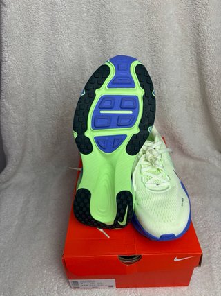 Nike Vomero 18 Talla 42.5
