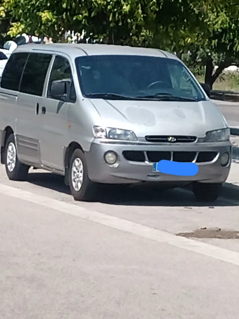 Hyundai H-1 1999 - foto 1