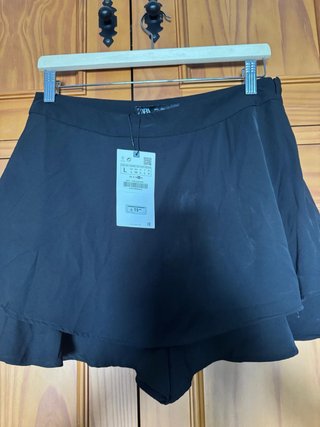 Falda pantalón Zara negra seda Talla L