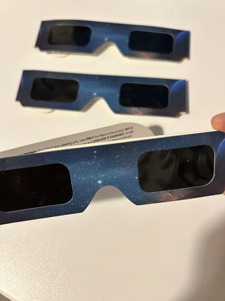 Gafas para ver eclipses solares