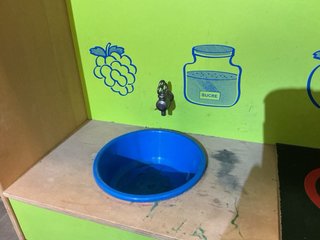 Cocinita de juguete de madera