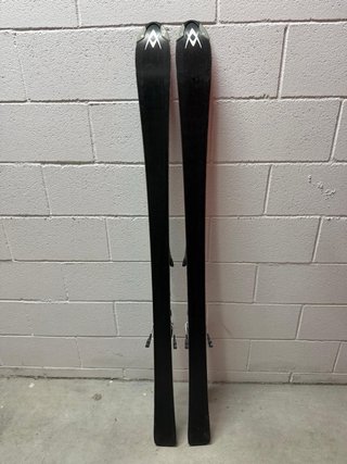 Esquís Völkl Energy 320 (156 cm) + Fijaciones