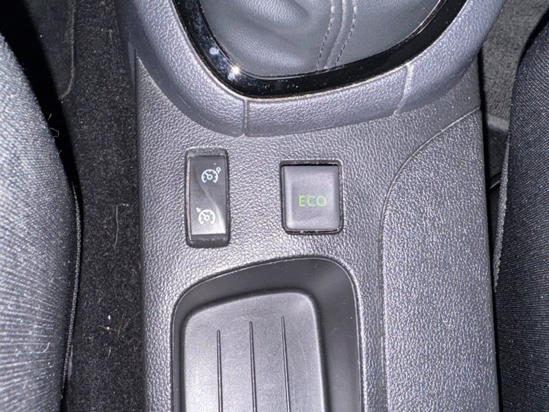 Renault Clio 2019, foto 23