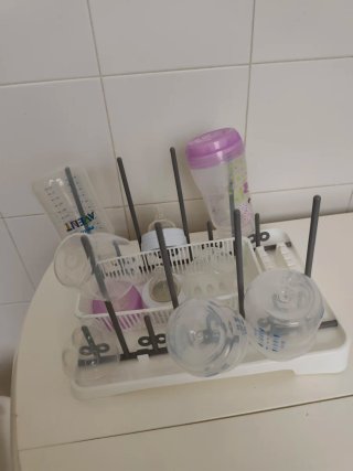 Escurridor de biberones y accesorios