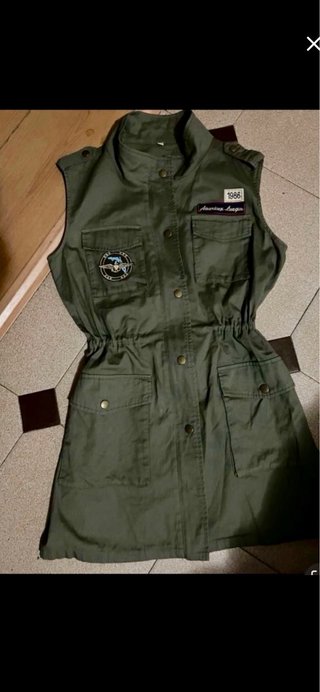 Chaleco militar mujer verde