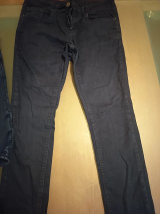 Pantalones tejanos negros hombre