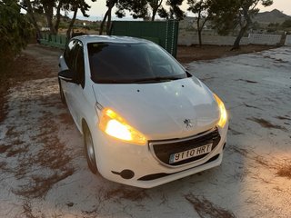 Peugeot 208 2015 ACEPTO CAMBIO