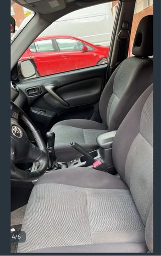 Toyota RAV4 2004