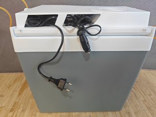 Mobicool ME27 - Refrigerador eléctrico 26L, 12/230