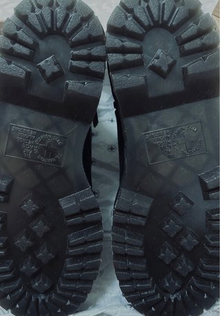 Botas Dr. Martens negras plataforma