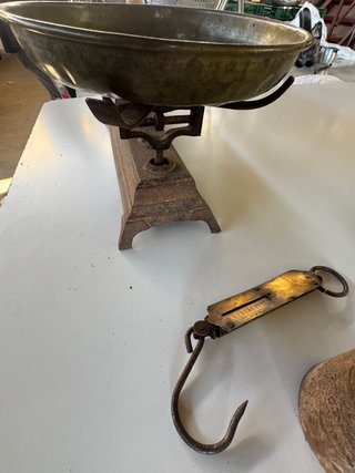 Lote balanzas y pesas antiguas rústicas