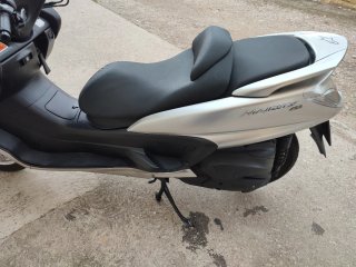 Yamaha Majesty 400 Maxi Scooter