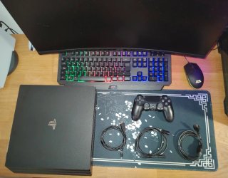 PS4 Pro 1TB + Mando + 6 Juegos( ya empaquetado)