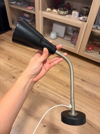 2 lámparas flexo de pared negras IKEA KVART