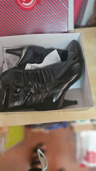 Botines de tacón negros