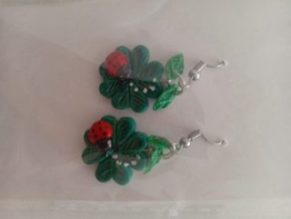Pendientes hechos a mano