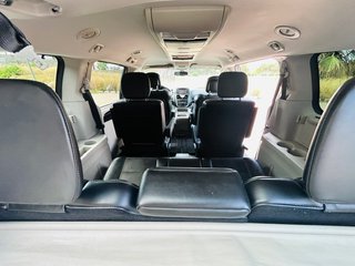 Lancia Voyager 2012