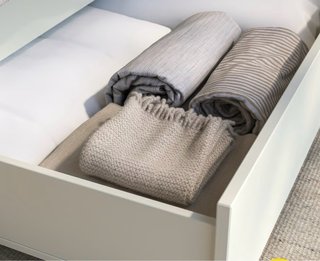 1 cajón almacenaje debajo de cama Gullaberg