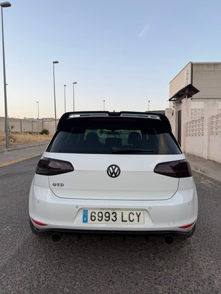 Volkswagen Golf 2016