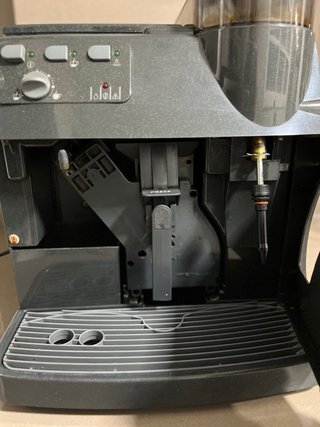 Cafetera Saeco Vienna Superautomatica
