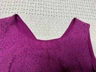 Vestido morado de verano