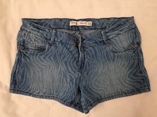 Lotto 9 pantaloncini corti donna