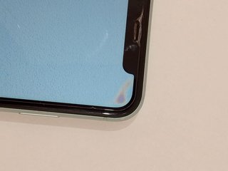 iPhone 11 Verde + 4 custodie + Caricatore