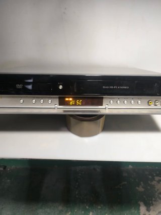 Reproductor DVD y VHS LG Hi-Fi Stereo