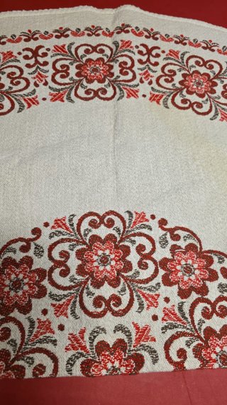 Tovaglia rotonda nuova disegno crema e rosso