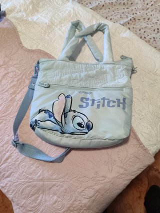 Bolso Disney Stitch -impecable dentro y fuera