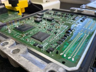 Reparación de centralitas quemadas