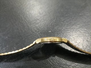Reloj Seiko Dorado y Negro