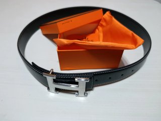 Cinturón Hermes Negro Hebilla Plateada