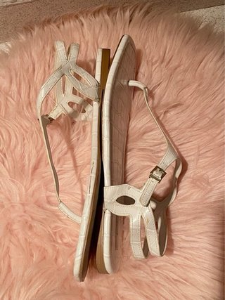 Sandalias planas blancas mujer