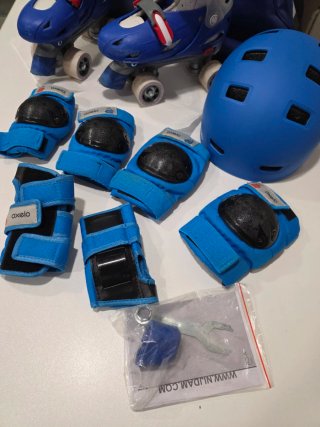 Patines, casco y protecciones para patinar