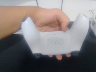 Mando PS5 Sony (le falta plástico joystick)