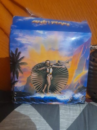Mechero antiguo figura mujer