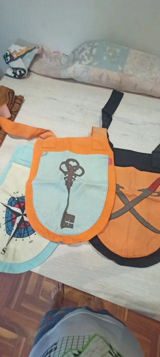 Cortinas piratas para cama alta