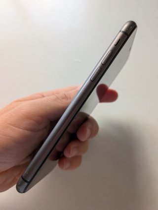 iPhone 11 64GB en perfecto estado + Funda