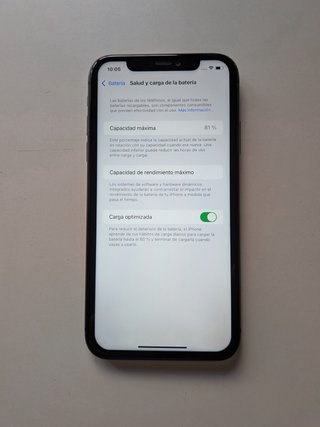 iPhone 11 64GB en perfecto estado + Funda