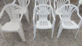 Mesa y 12  Sillas Resina Blanca Exterior