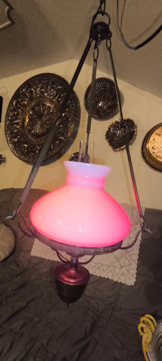 Lampadario antico oro e bianco