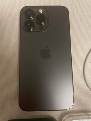 iPhone 13 Pro 256GB + Fundas y Cable