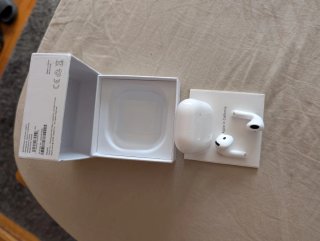 AirPods 4 Apple Blancos