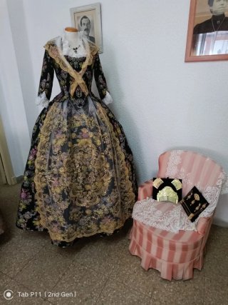 Traje de Fallera con Complementos