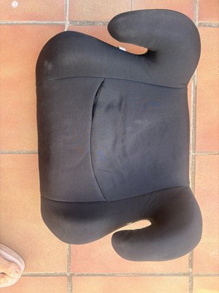 Asiento elevador coche negro