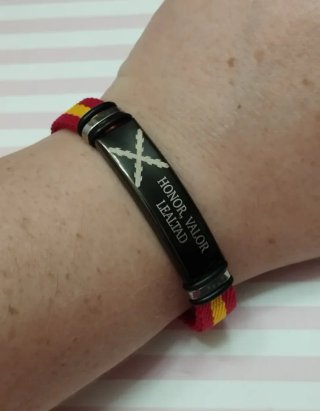 NOVEDAD! PULSERA CRUZ DE BORGOÑA ESPAÑA EN ACERO
