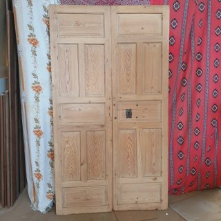 Puerta doble madera Pino.