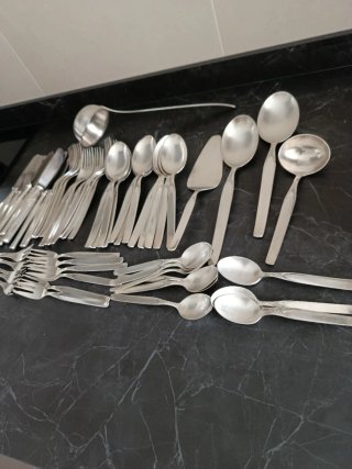 Cubertería con baño de Plata o alpaca muy antigua